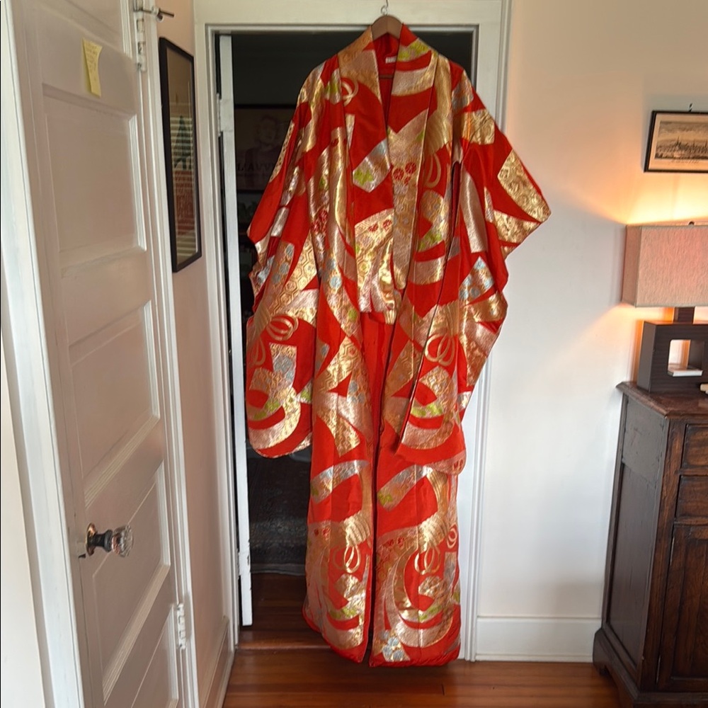 Rare Vintage “Gold Noshi” Uchikake – Japanese Wedding Kimono